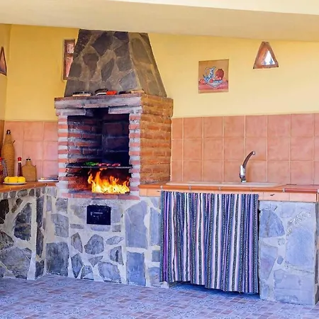 Mit Privatpool Fuer 6 Personen Ca 140 Qm In Nerja, Andalusien Costa Del Sol Feriehus Nerja