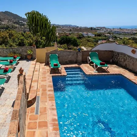 度假居 Mit Privatpool Fuer 6 Personen Ca 140 Qm In Nerja, Andalusien Costa Del Sol *