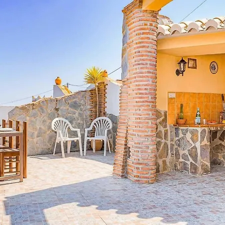 Mit Privatpool Fuer 6 Personen Ca 140 Qm In Nerja, Andalusien Costa Del Sol Nerja