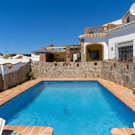 Mit Privatpool Fuer 6 Personen Ca 140 Qm In Nerja, Andalusien Costa Del Sol נרחה